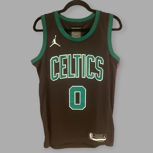 Unisex Jayson Tatum Green Boston Celtics Jersey - Icon Edition